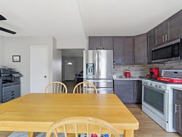 900 Cortez, Corona, CA 92882