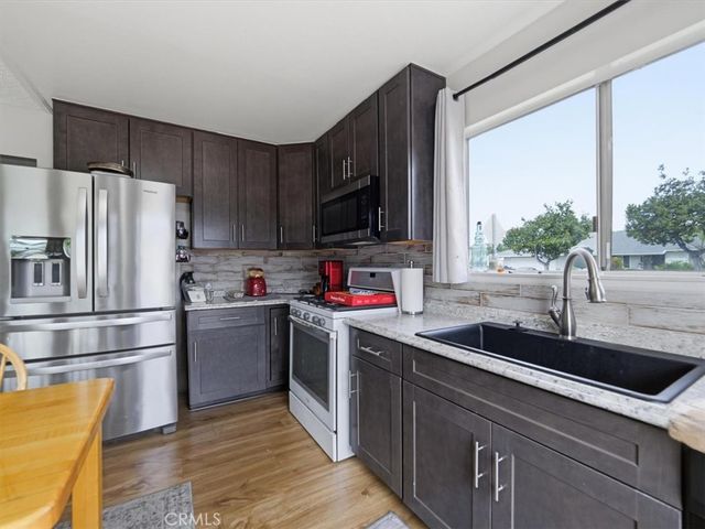 900 Cortez, Corona, CA 92882