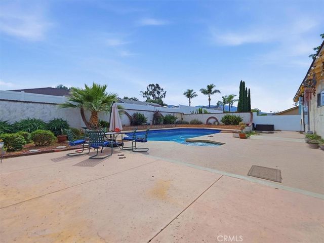 900 Cortez, Corona, CA 92882
