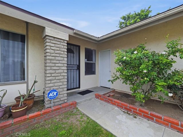 900 Cortez, Corona, CA 92882