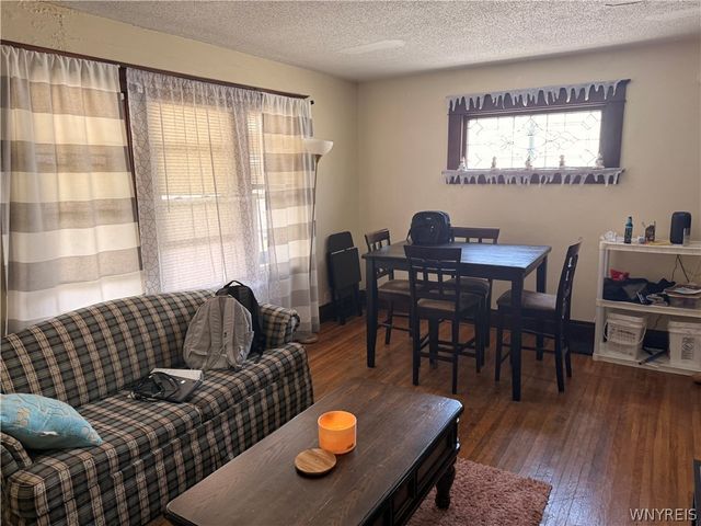21 Elgas Street, Buffalo, NY 14207