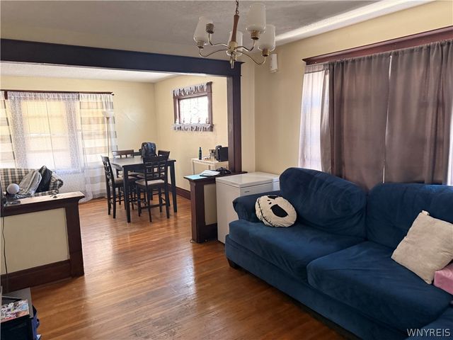 21 Elgas Street, Buffalo, NY 14207