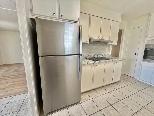 222 HAWTHORNE BOULEVARD, Leesburg, FL 34748