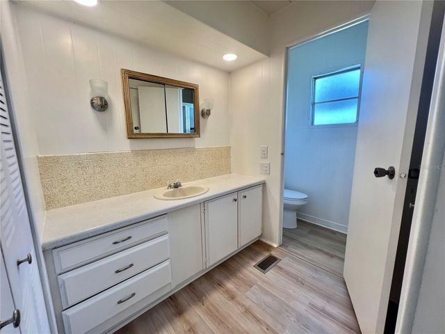 222 HAWTHORNE BOULEVARD, Leesburg, FL 34748
