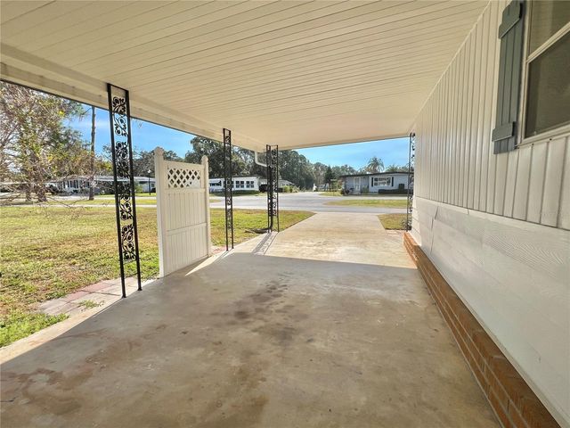 222 HAWTHORNE BOULEVARD, Leesburg, FL 34748