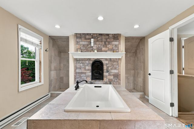 430 North Street, Milford, CT 06461