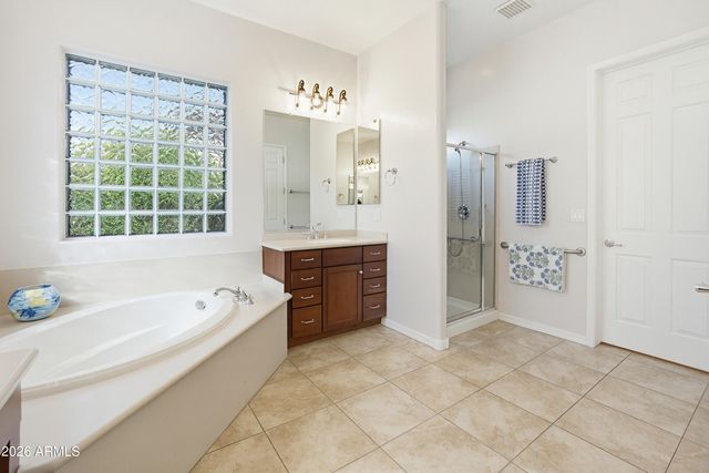 26657 W MOHAWK Lane, Buckeye, AZ 85396