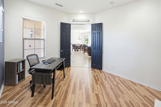 26657 W MOHAWK Lane, Buckeye, AZ 85396