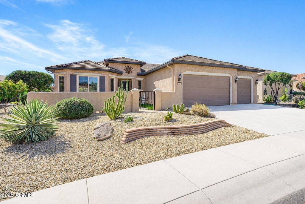 26657 W MOHAWK Lane, Buckeye, AZ 85396