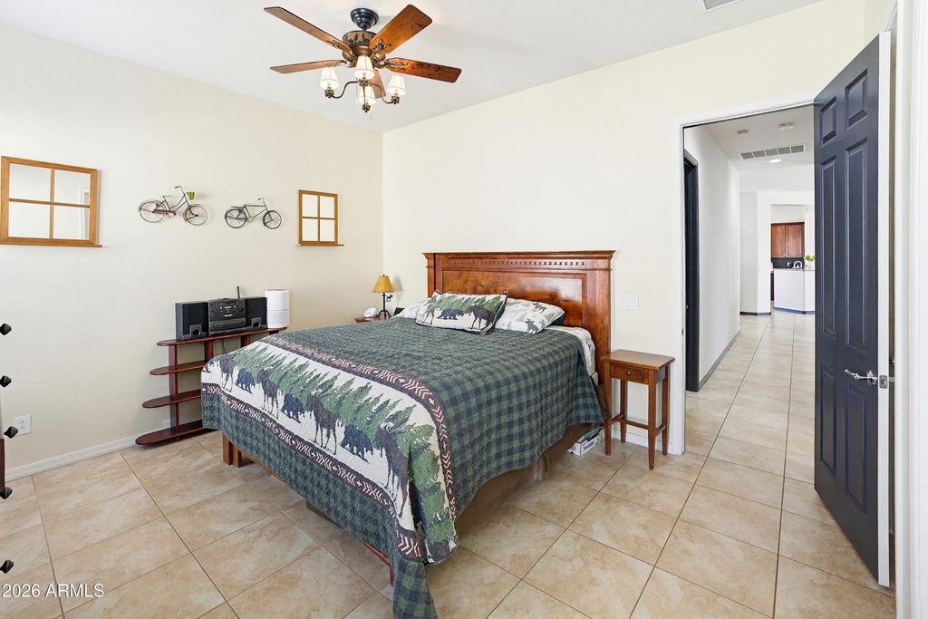 Image 24 of property listing at 26657 W MOHAWK Lane, Buckeye, AZ 85396