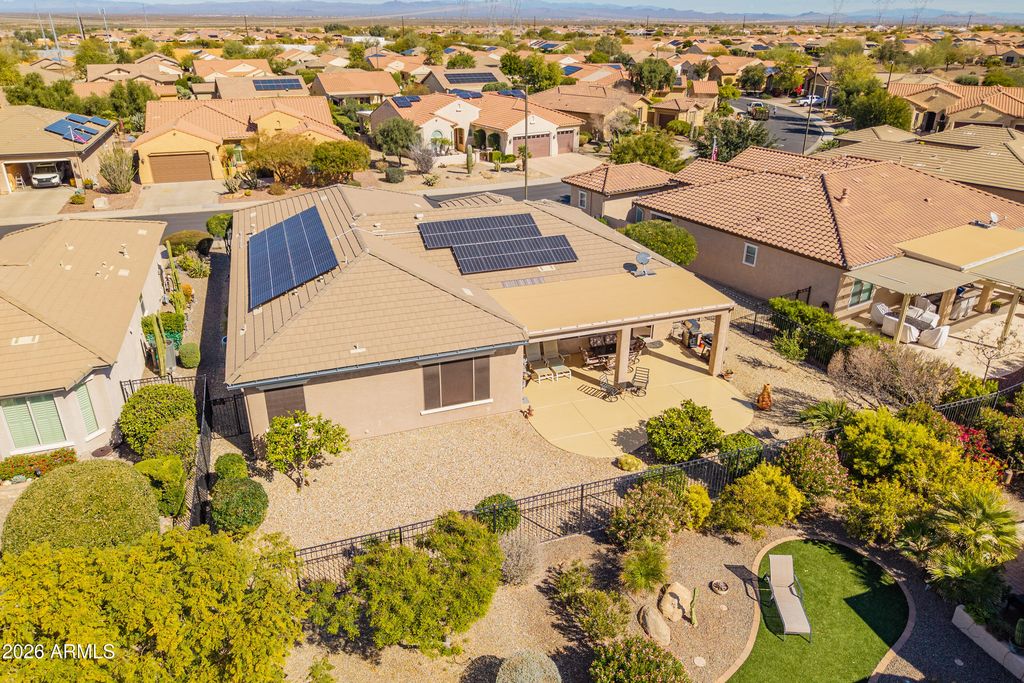 Image 37 of property listing at 26657 W MOHAWK Lane, Buckeye, AZ 85396