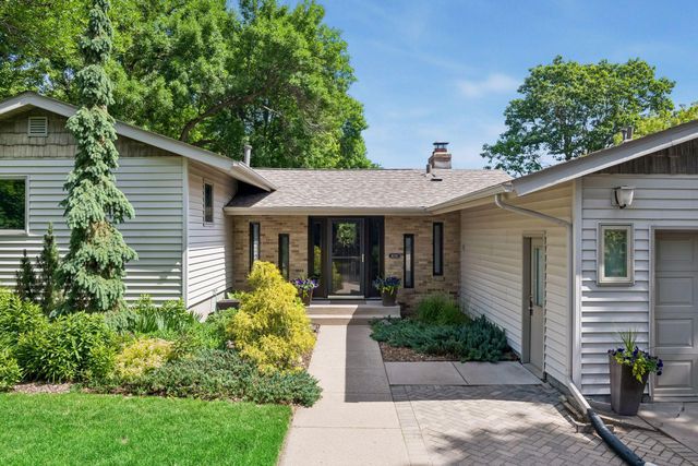6030 Manchester Drive, Golden Valley, MN 55422