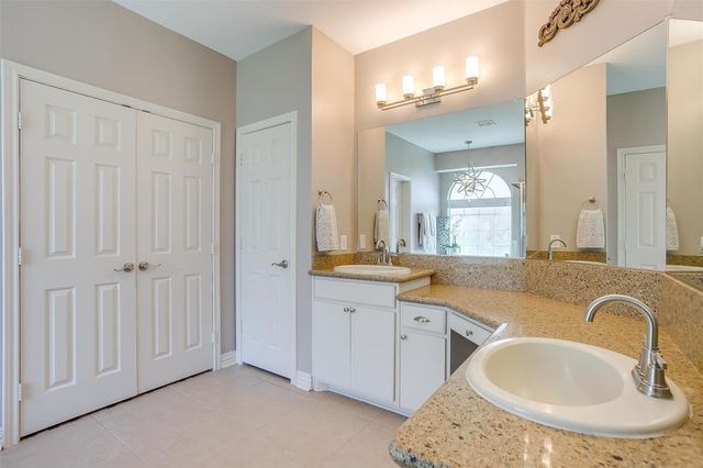 4641 Poplar Ridge Drive, Fort Worth, TX 76123