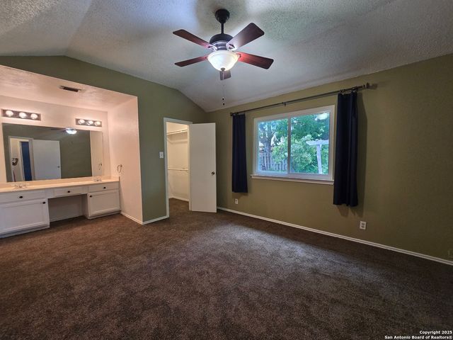 8015 Forest Ash, Live Oak, TX 78233
