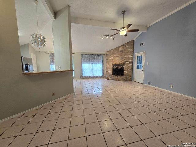 8015 Forest Ash, Live Oak, TX 78233