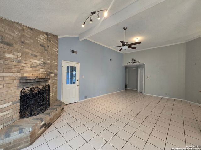 8015 Forest Ash, Live Oak, TX 78233