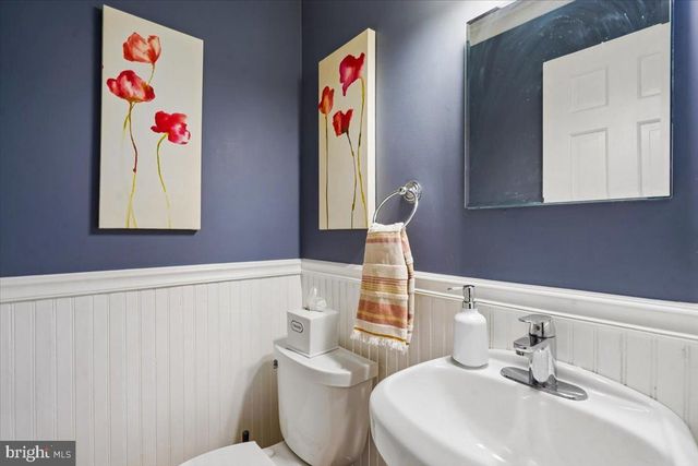 8812 MAXWELL DR, Potomac, MD 20854