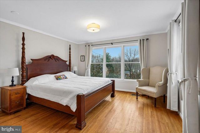 8812 MAXWELL DR, Potomac, MD 20854