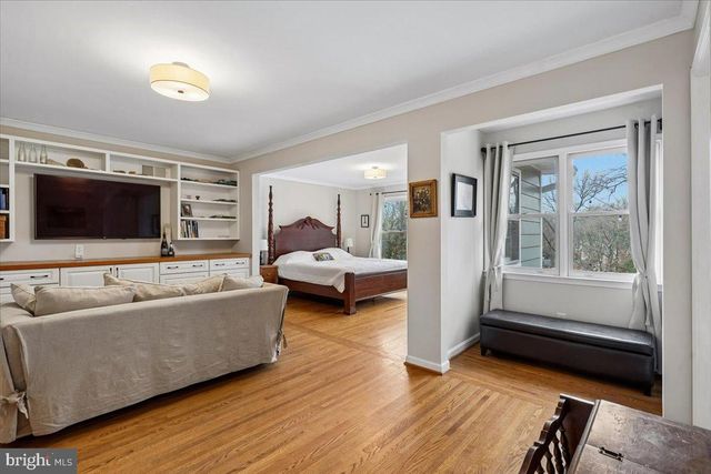 8812 MAXWELL DR, Potomac, MD 20854