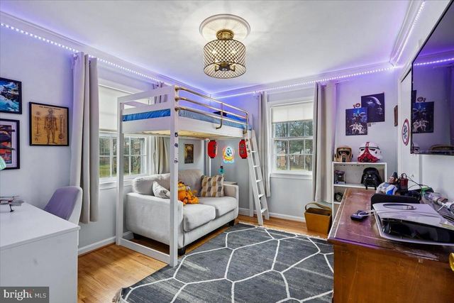 8812 MAXWELL DR, Potomac, MD 20854