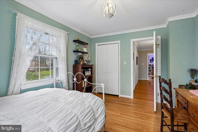 8812 MAXWELL DR, Potomac, MD 20854