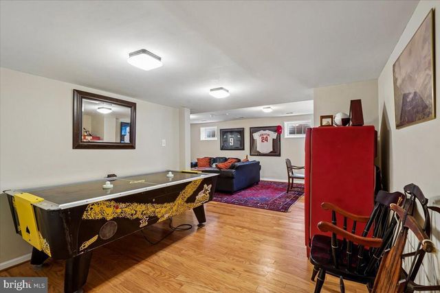 8812 MAXWELL DR, Potomac, MD 20854