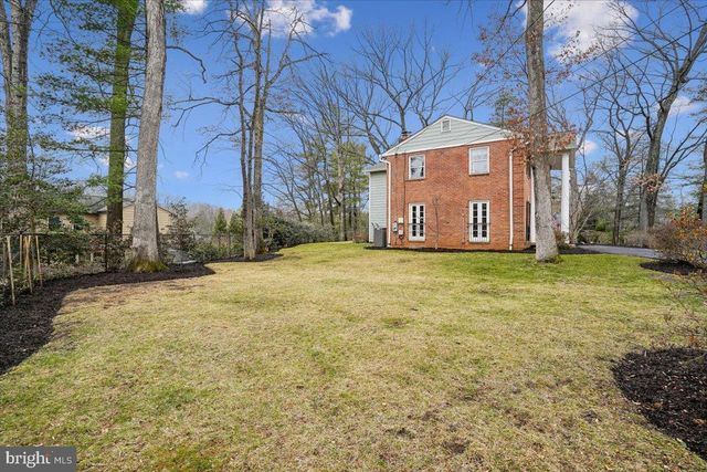 8812 MAXWELL DR, Potomac, MD 20854