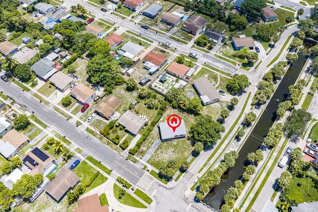 1382 9TH Street, West Palm Beach, FL 33401