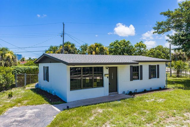 1382 9TH Street, West Palm Beach, FL 33401