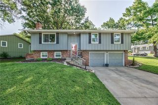 9957 Parkhill Road, Lenexa, KS 66215