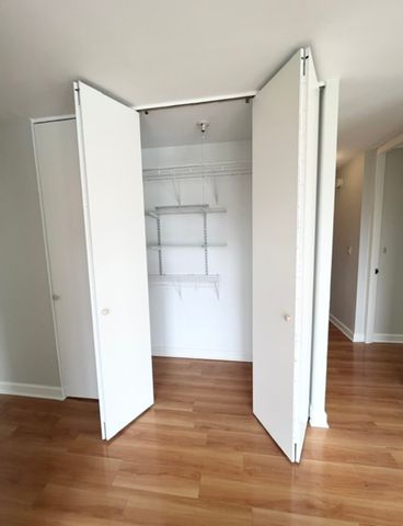2020 N Lincoln Park West 4M, Chicago, IL 60614