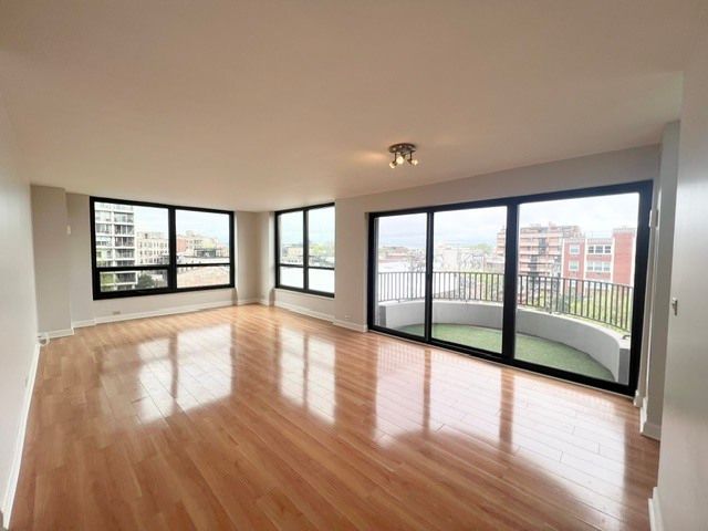 2020 N Lincoln Park West 4M, Chicago, IL 60614