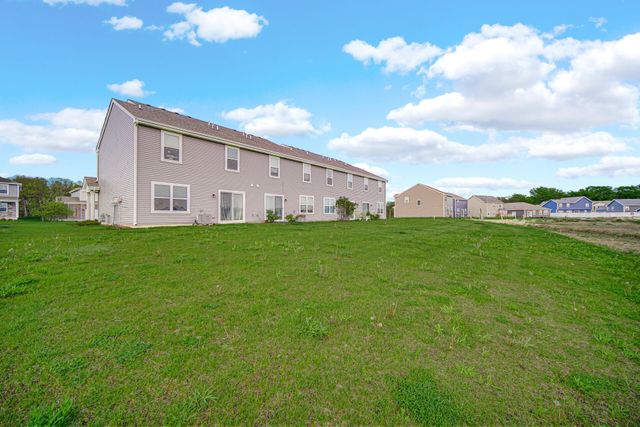 209 Aviana Avenue, Hobart, IN 46342