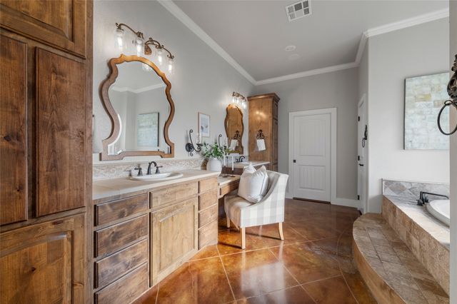 15949 E US Highway 190, Rogers, TX 76569