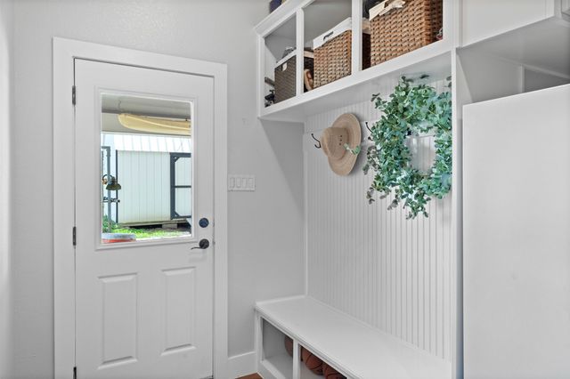 15949 E US Highway 190, Rogers, TX 76569