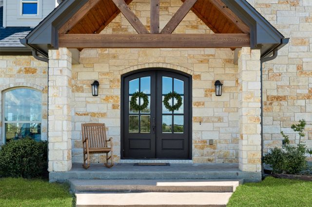 15949 E US Highway 190, Rogers, TX 76569