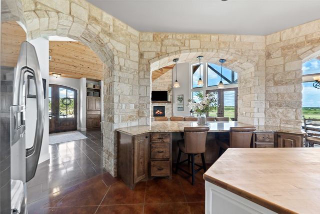 15949 E US Highway 190, Rogers, TX 76569