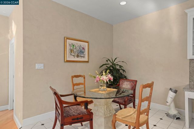 4 Julianna, Moraga, CA 94556
