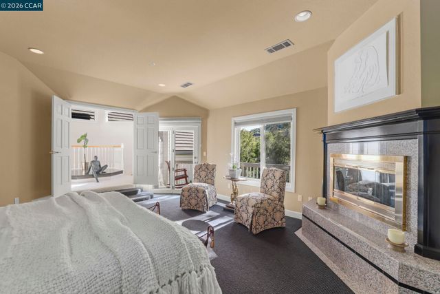 4 Julianna, Moraga, CA 94556