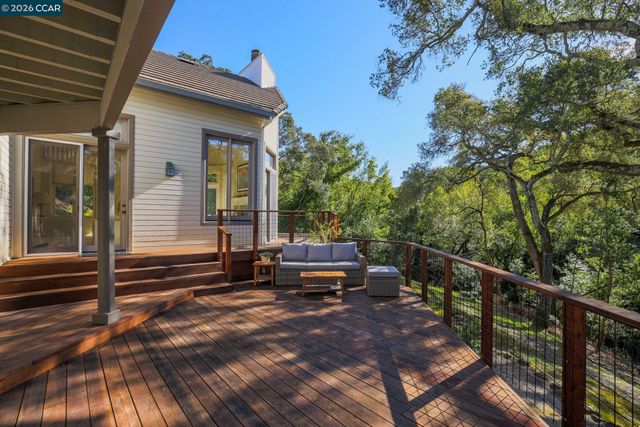 4 Julianna, Moraga, CA 94556