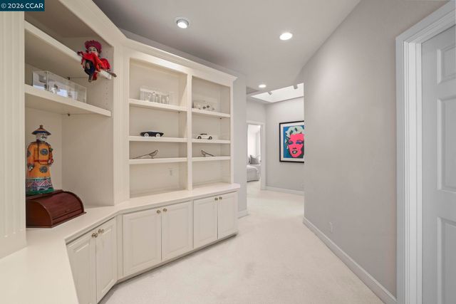4 Julianna, Moraga, CA 94556