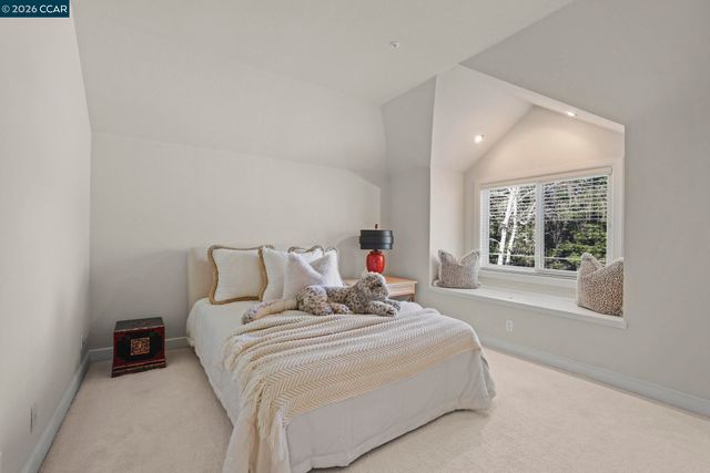 4 Julianna, Moraga, CA 94556