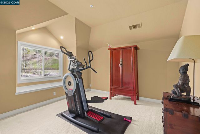 4 Julianna, Moraga, CA 94556
