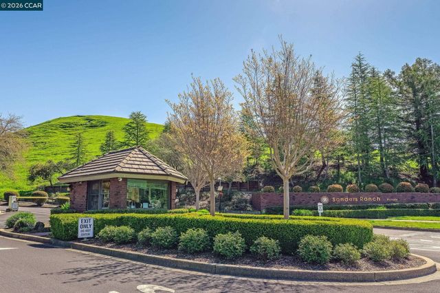 4 Julianna, Moraga, CA 94556