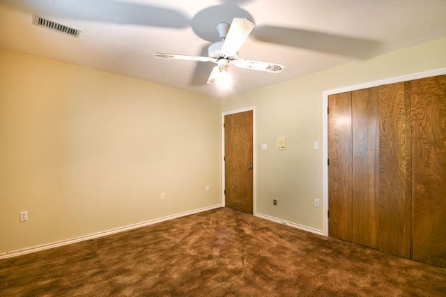 1027 Sherman Drive, Cedar Hill, TX 75104