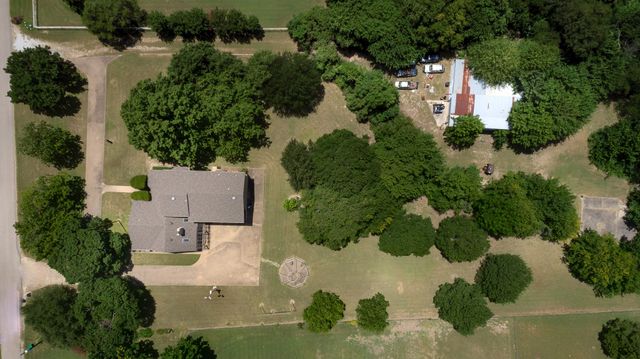1027 Sherman Drive, Cedar Hill, TX 75104