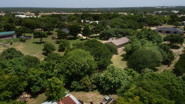 1027 Sherman Drive, Cedar Hill, TX 75104