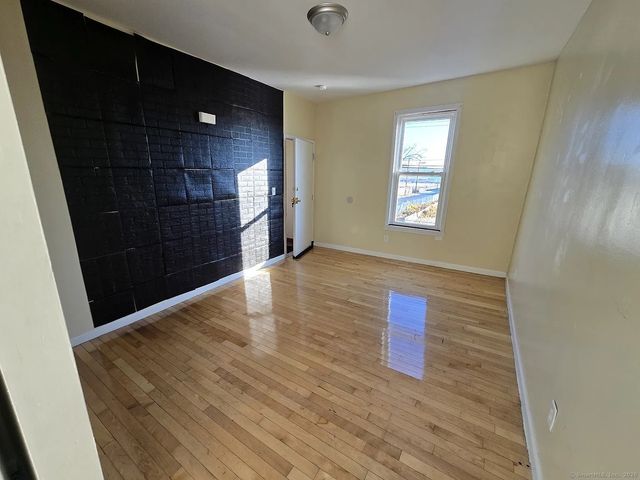 111 Chapel Street, New Haven, CT 06513