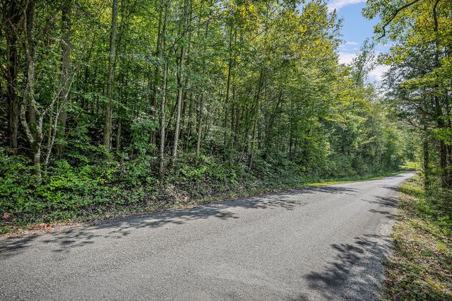 461 Shiloh Rd, Crawford, TN 38554