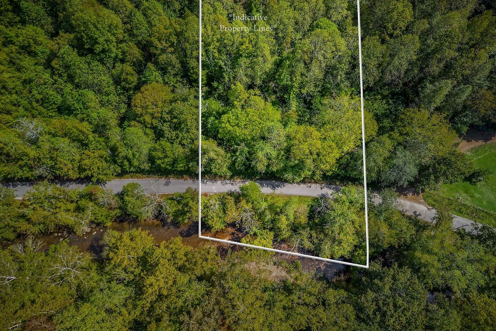 461 Shiloh Rd, Crawford, TN 38554